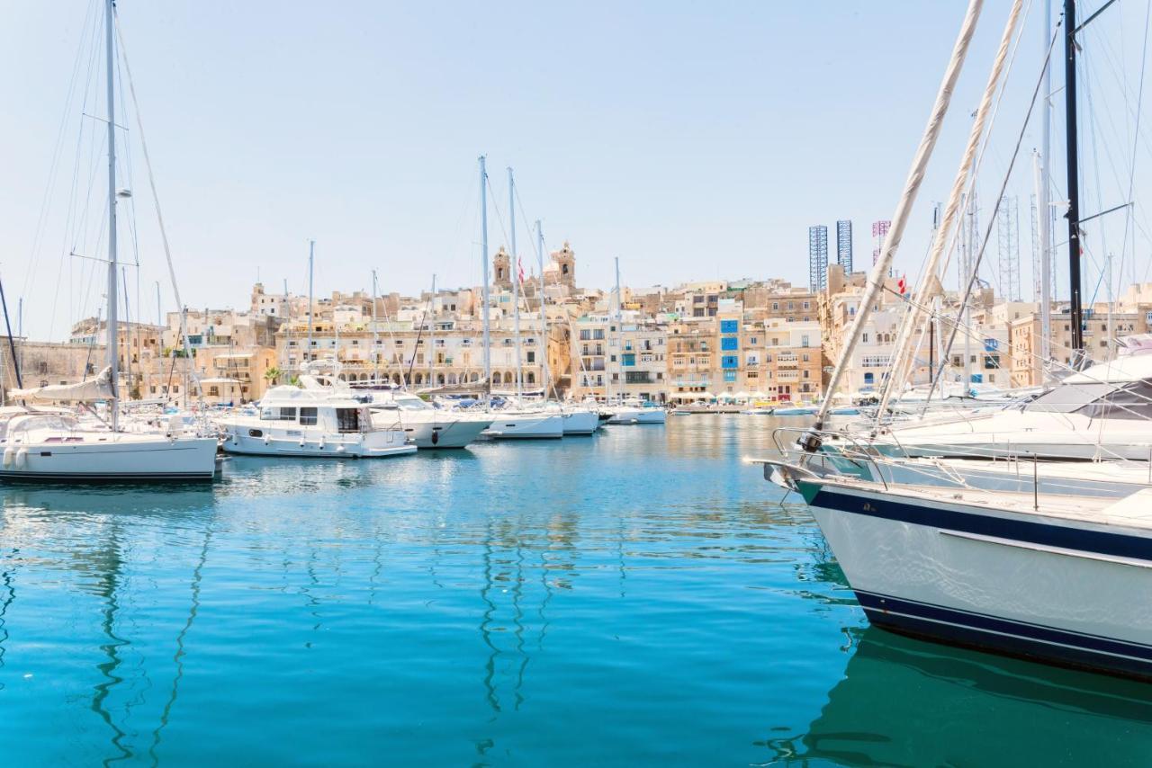 Vittoriosa' Seafront 2 Bed Highly Furnished Apartment Ngoại thất bức ảnh